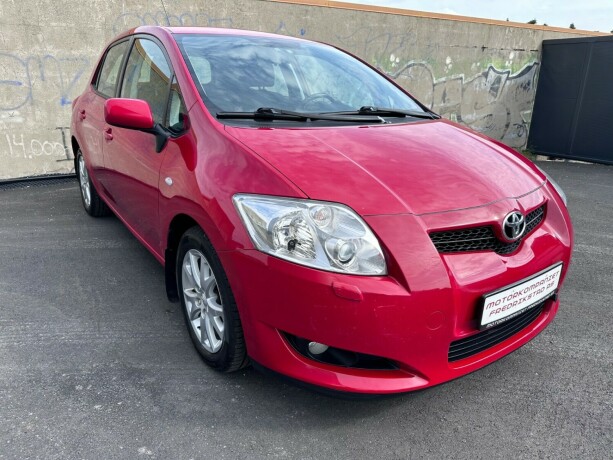 toyota-auris-bensin-2007-big-1