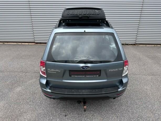 subaru-forester-bensin-2011-big-11