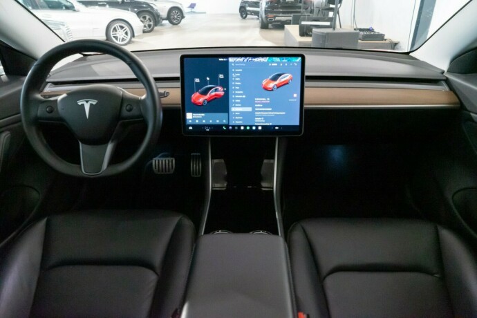 tesla-model-3-elektrisitet-2019-big-8