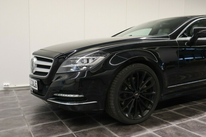 mercedes-benz-cls-diesel-2013-big-9