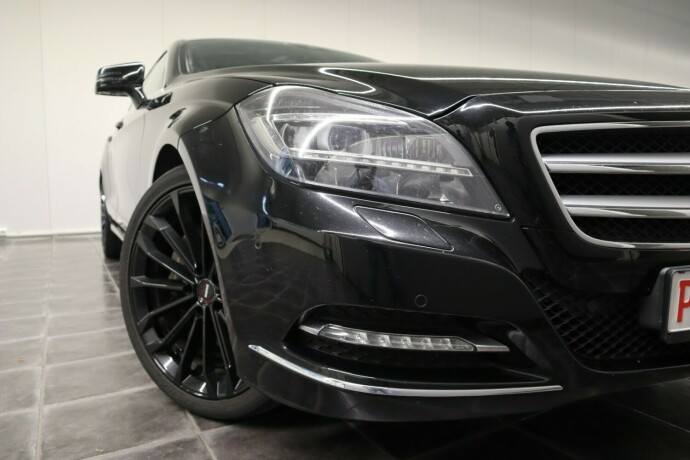 mercedes-benz-cls-diesel-2013-big-13