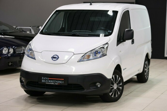 nissan-e-nv200-elektrisitet-2015-big-0