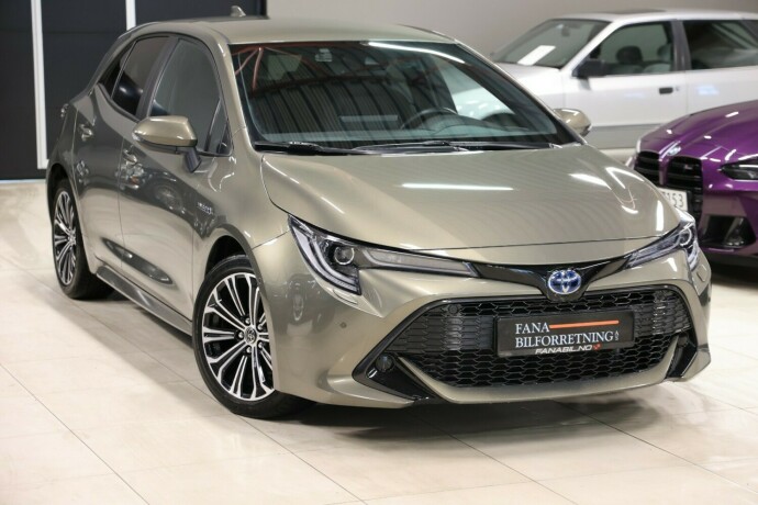 toyota-corolla-elektrisitetbensin-2019-big-3