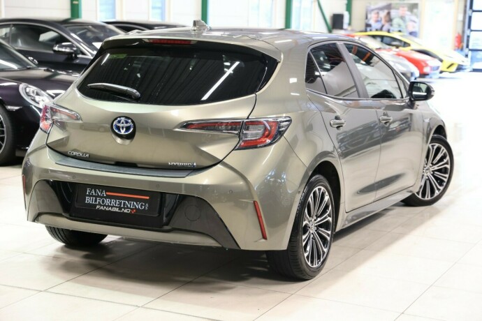 toyota-corolla-elektrisitetbensin-2019-big-2