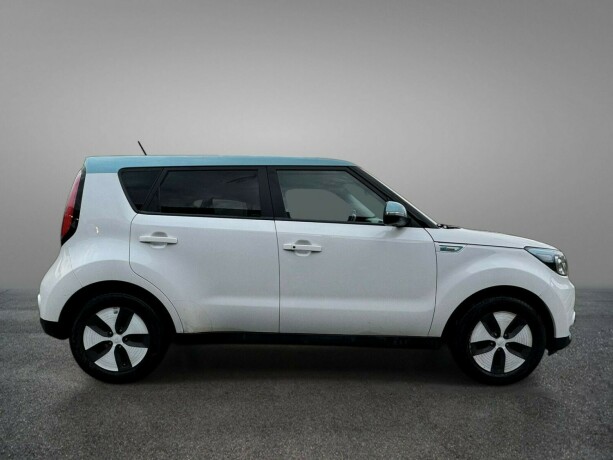 kia-soul-elektrisitet-2016-big-3