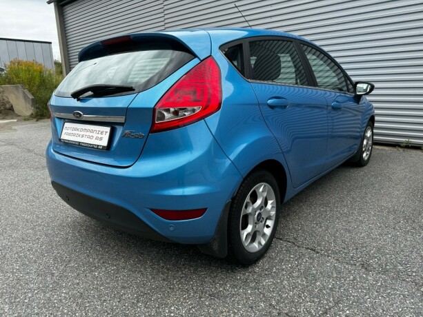 ford-fiesta-bensin-2012-big-3