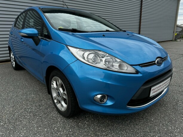 ford-fiesta-bensin-2012-big-1