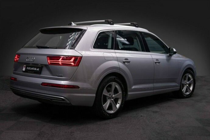 audi-q7-elektrisitetdiesel-2017-big-11