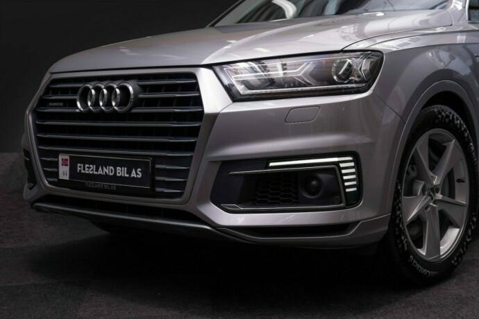 audi-q7-elektrisitetdiesel-2017-big-2