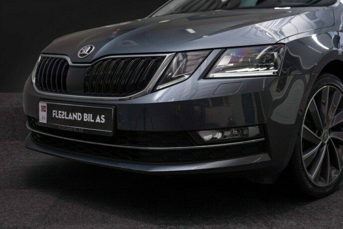 skoda-octavia-bensin-2018-big-2