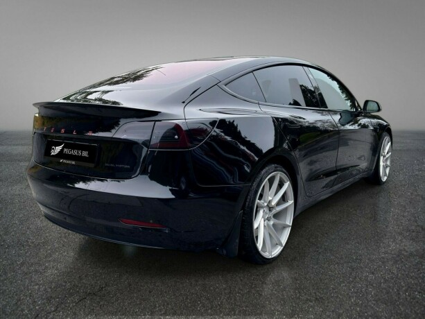 tesla-model-3-elektrisitet-2019-big-4