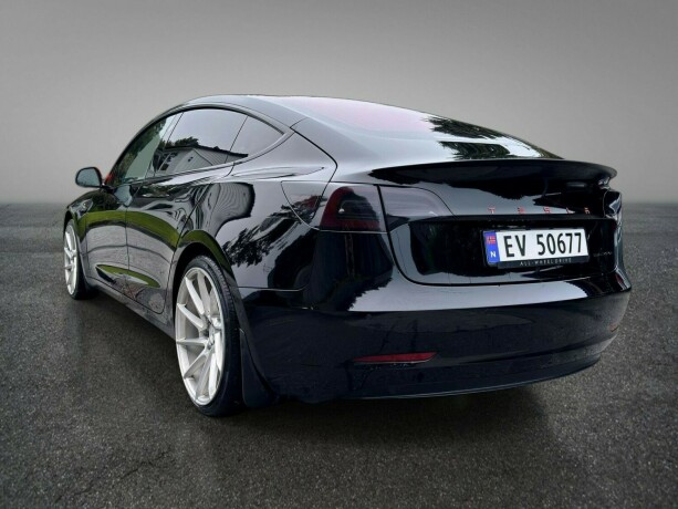 tesla-model-3-elektrisitet-2019-big-6