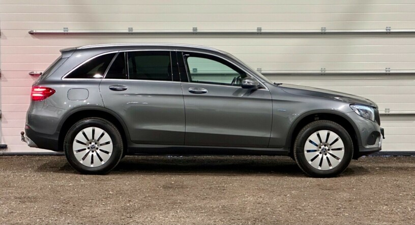 mercedes-benz-glc-elektrisitetbensin-2017-big-1