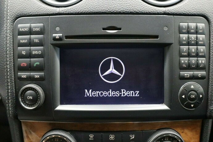 mercedes-benz-gl-diesel-2009-big-54