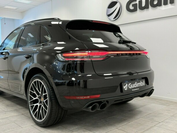 porsche-macan-bensin-2021-big-4