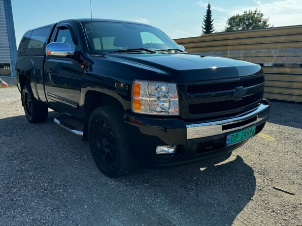 chevrolet-silverado-bensin-2011-big-1