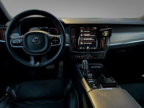 volvo-v90-elektrisitetbensin-2019-big-10