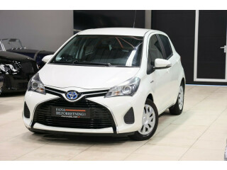 Toyota | Yaris | Elektrisitet+bensin | 2015