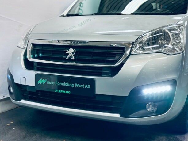 peugeot-partner-diesel-2018-big-3