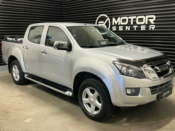 isuzu-d-max-diesel-2015-big-0