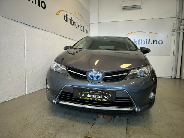 toyota-auris-bensin-2015-big-3