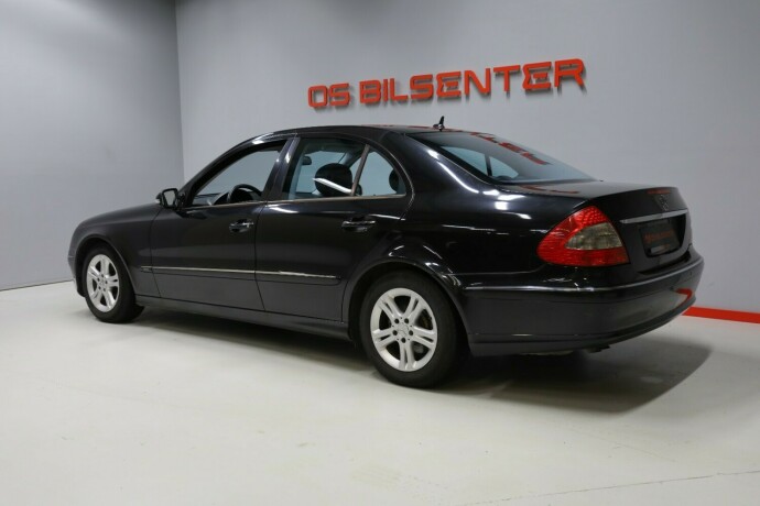 mercedes-benz-e-klasse-diesel-2007-big-3