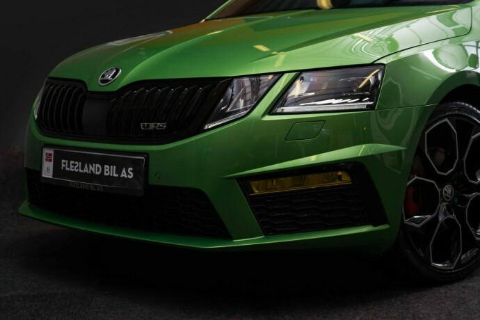 skoda-octavia-rs-diesel-2020-big-2