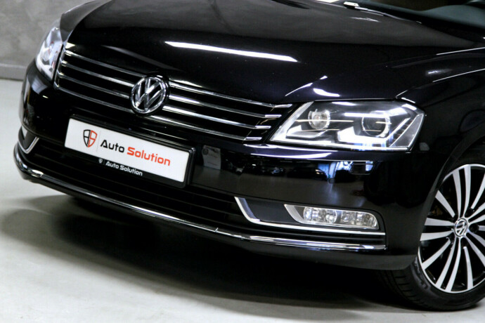 volkswagen-passat-diesel-2011-big-18