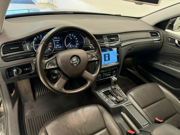 skoda-superb-diesel-2015-big-7