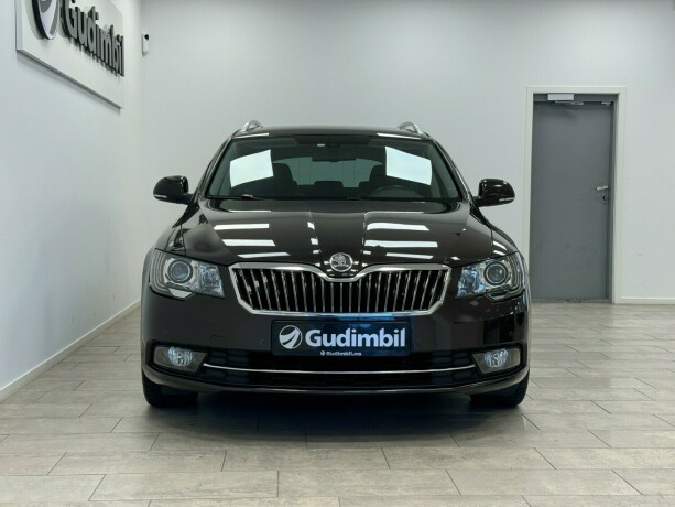 skoda-superb-diesel-2015-big-3