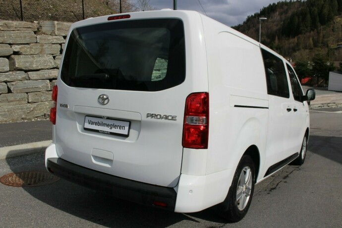 toyota-proace-diesel-2021-big-5