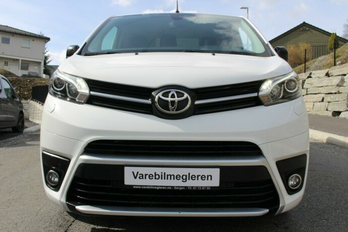 toyota-proace-diesel-2021-big-2