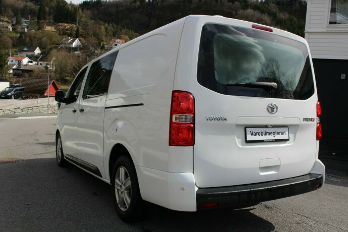 toyota-proace-diesel-2021-big-3