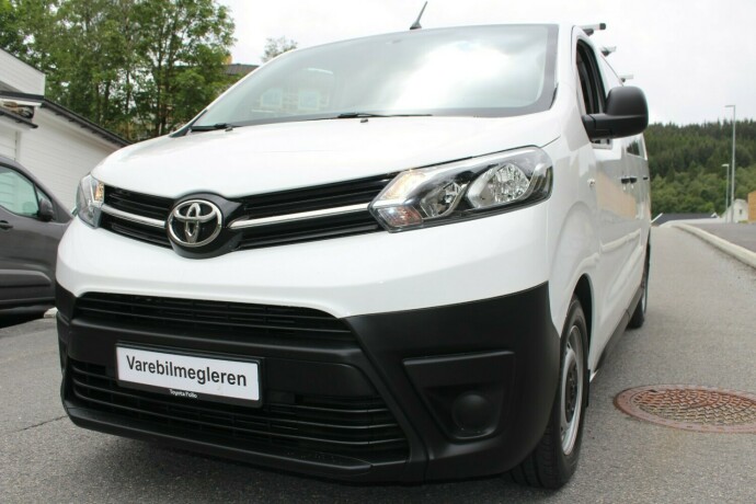 toyota-proace-diesel-2021-big-1