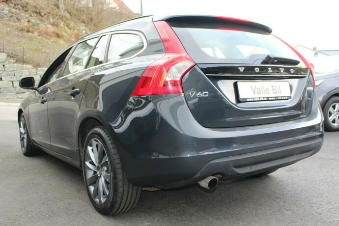 volvo-v60-diesel-2013-big-4