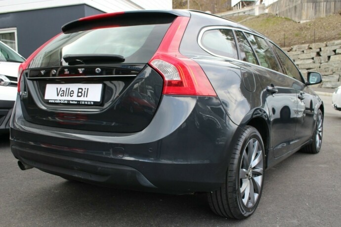 volvo-v60-diesel-2013-big-5