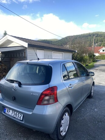 2006-yaris-toyota-13l-bensin-big-4