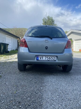 2006-yaris-toyota-13l-bensin-big-7