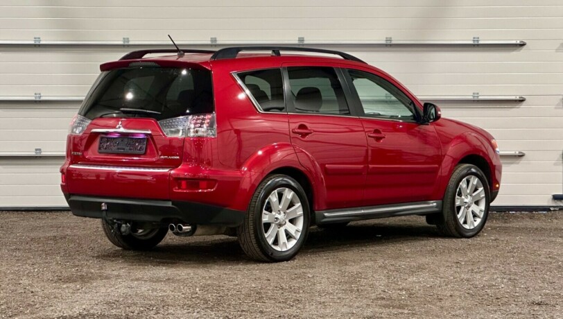 mitsubishi-outlander-diesel-2011-big-1