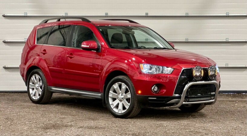 mitsubishi-outlander-diesel-2011-big-0