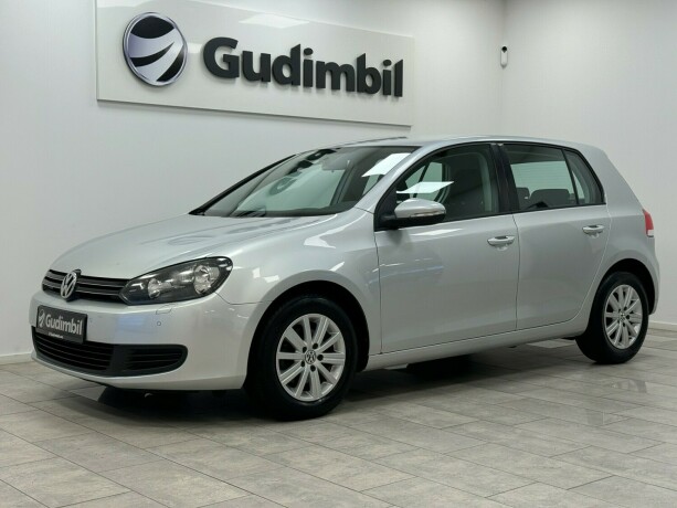 volkswagen-golf-diesel-2011-big-0