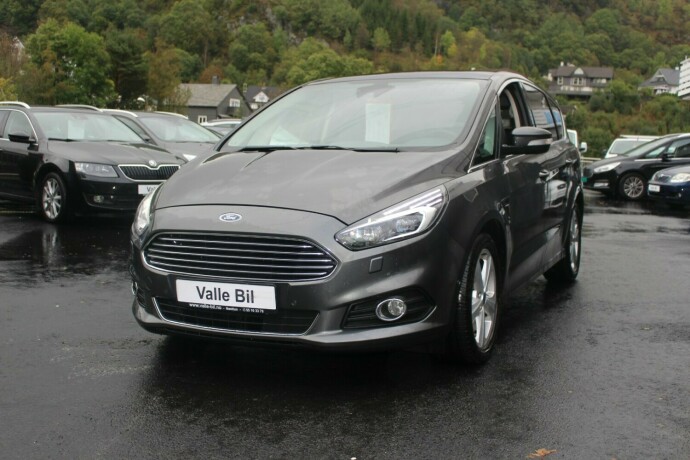 ford-s-max-diesel-2016-big-1