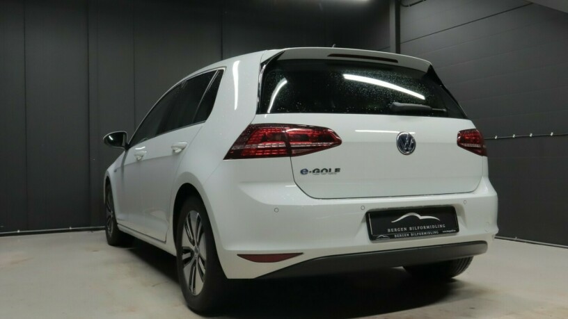 volkswagen-golf-elektrisitet-2017-big-3