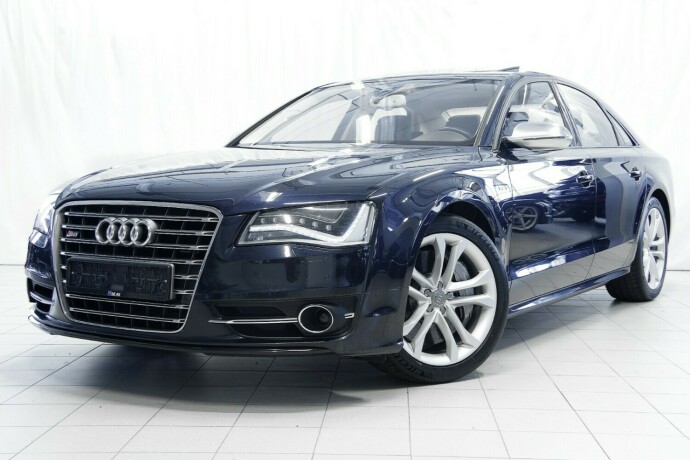 audi-s8-bensin-2013-big-0