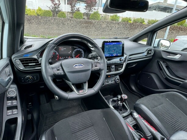 ford-fiesta-bensin-2019-big-7