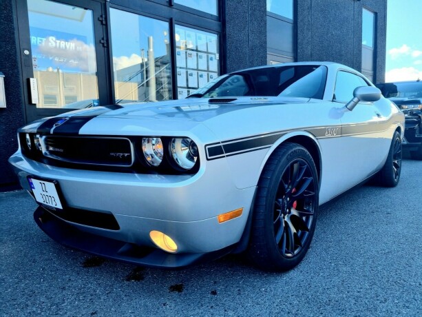 dodge-challenger-bensin-2009-big-8