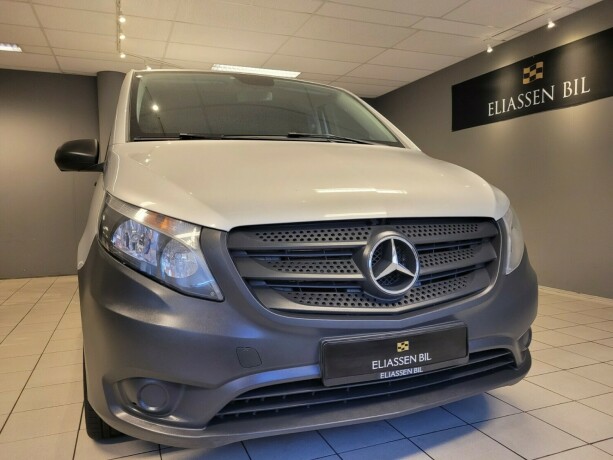 mercedes-benz-vito-diesel-2017-big-10