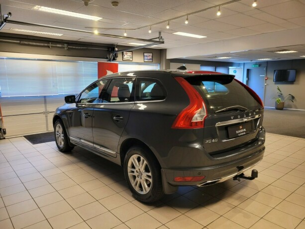 volvo-xc-60-diesel-2015-big-7