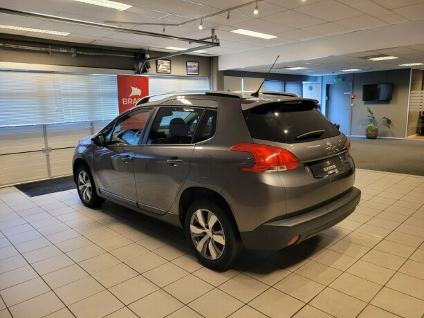 peugeot-2008-bensin-2014-big-7