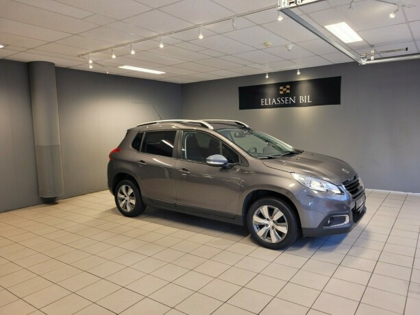 peugeot-2008-bensin-2014-big-2